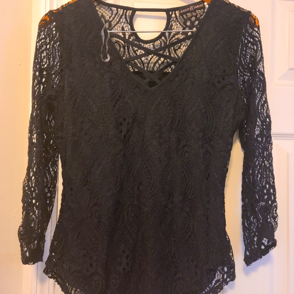 2//$10 NWOT Black Lace Top